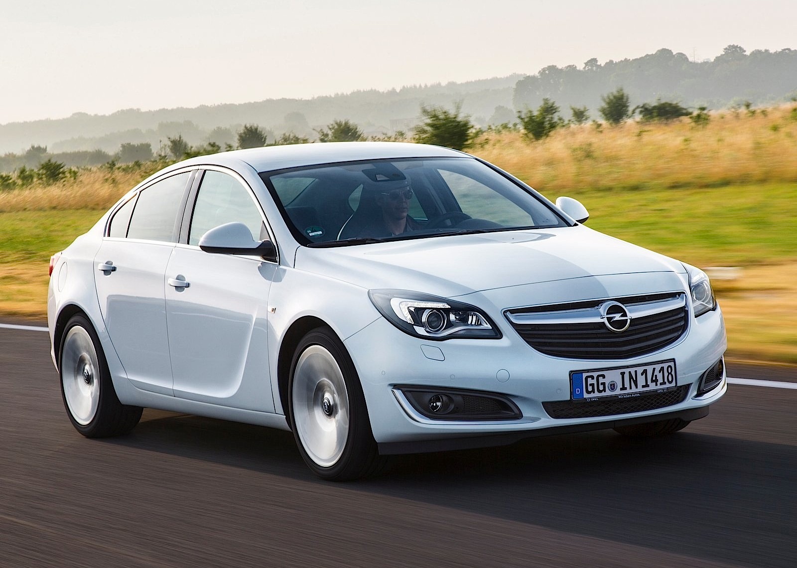 Foto van OPEL INSIGNIA LIMOUSINE HB