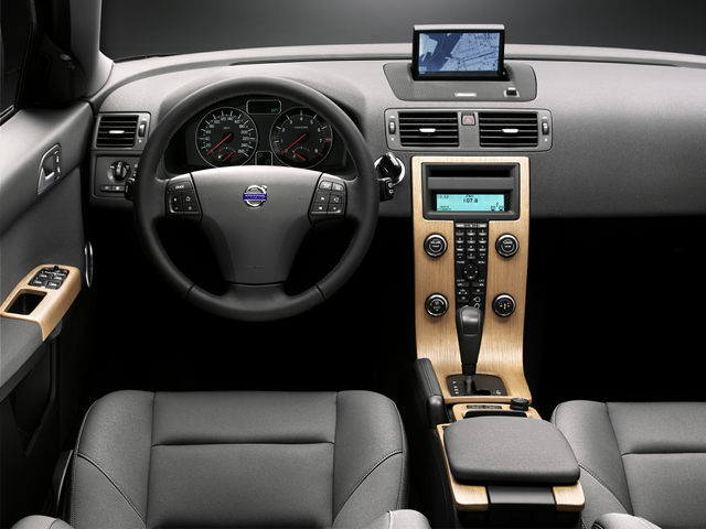 Volvo S40  2010 - voorkant