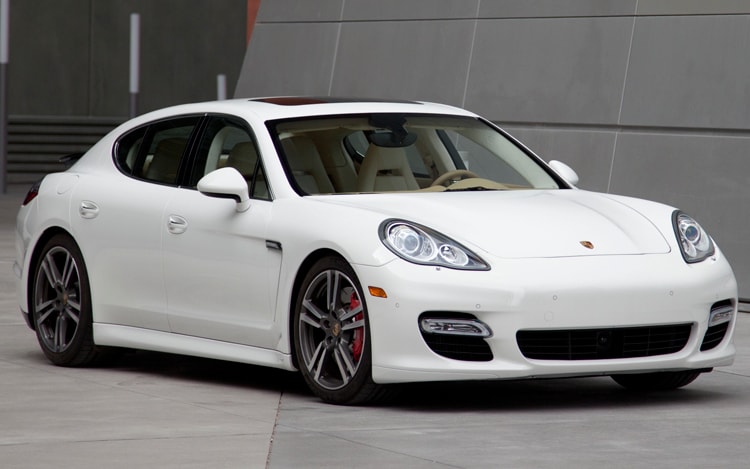 Foto van PORSCHE PANAMERA TURBO