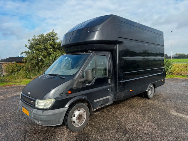 Ford Transit 350l  2005 - voorkant