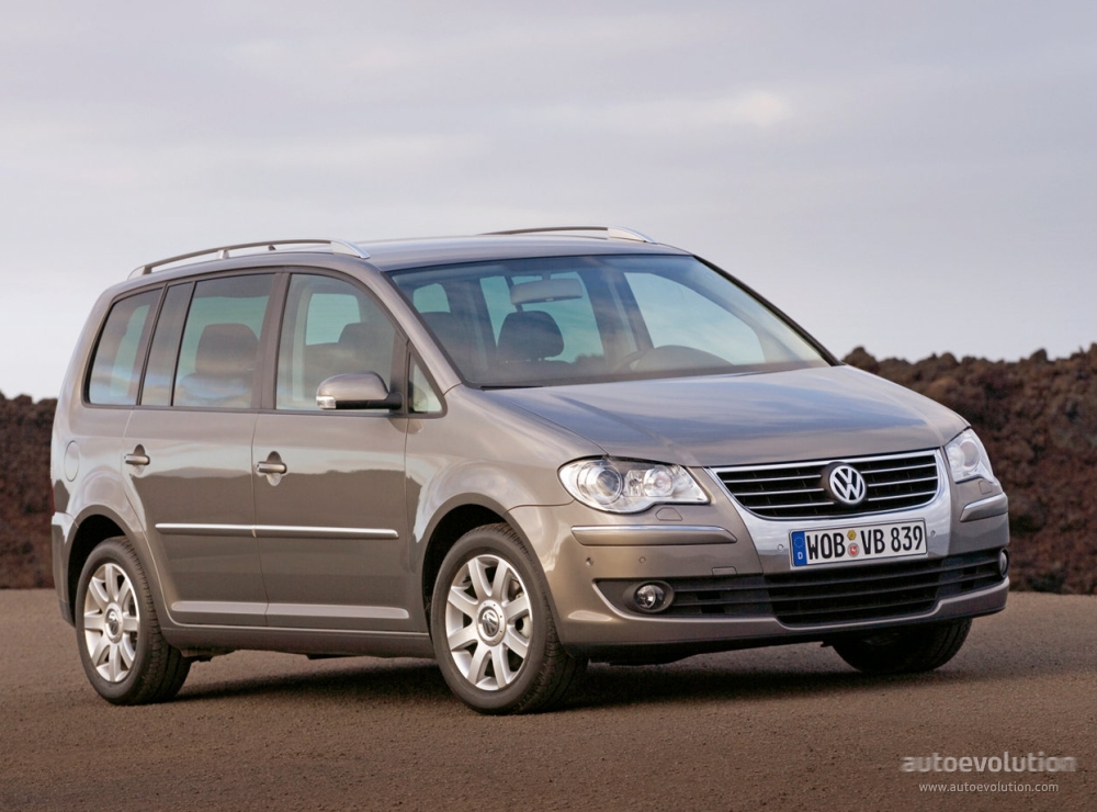 Volkswagen Touran  2008 - voorkant