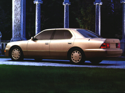 Foto van LEXUS LEXUS LS400