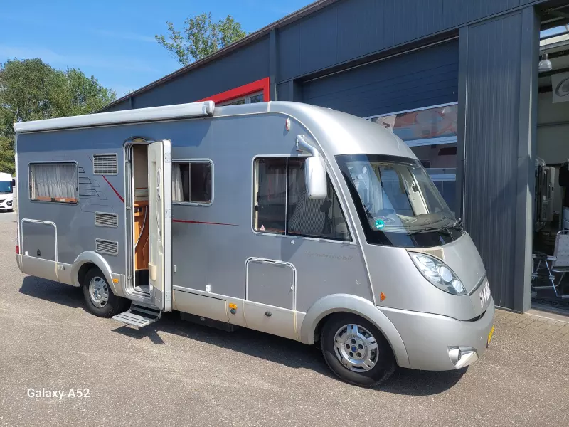 Foto van HYMER B 574 SL