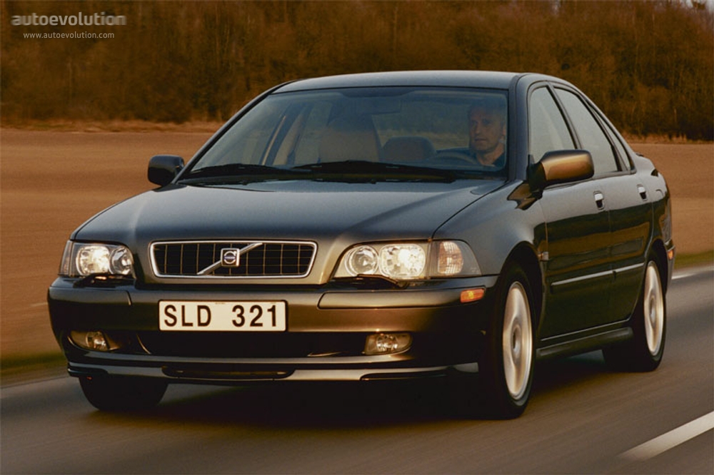 Volvo S40  2000 - voorkant