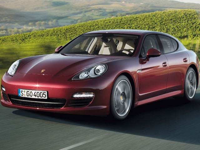 Foto van PORSCHE PANAMERA 4