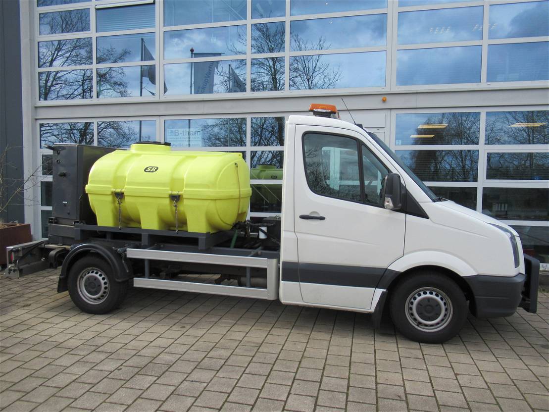 Volkswagen Crafter 35 Bestel L2 H2 100 KW Euro5  2011 - voorkant