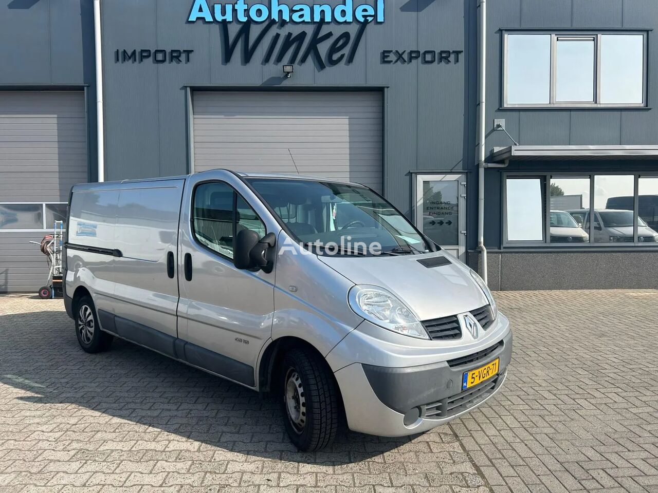 Renault Trafic T29 L1/h1 2.0 Dci 84kw E4  2008 - voorkant