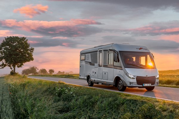 Foto van CARTHAGO CHIC C-LINE I4.9LE