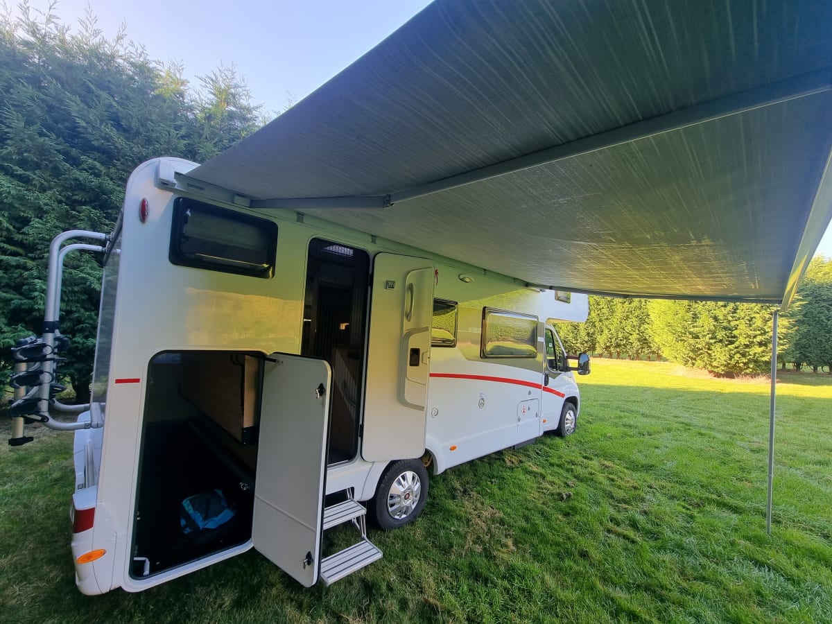 Foto van CAPRON A72