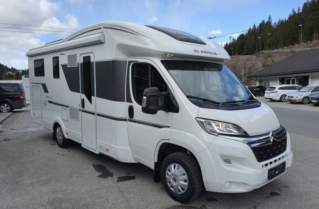 Foto van ADRIA MATRIX M 670SL