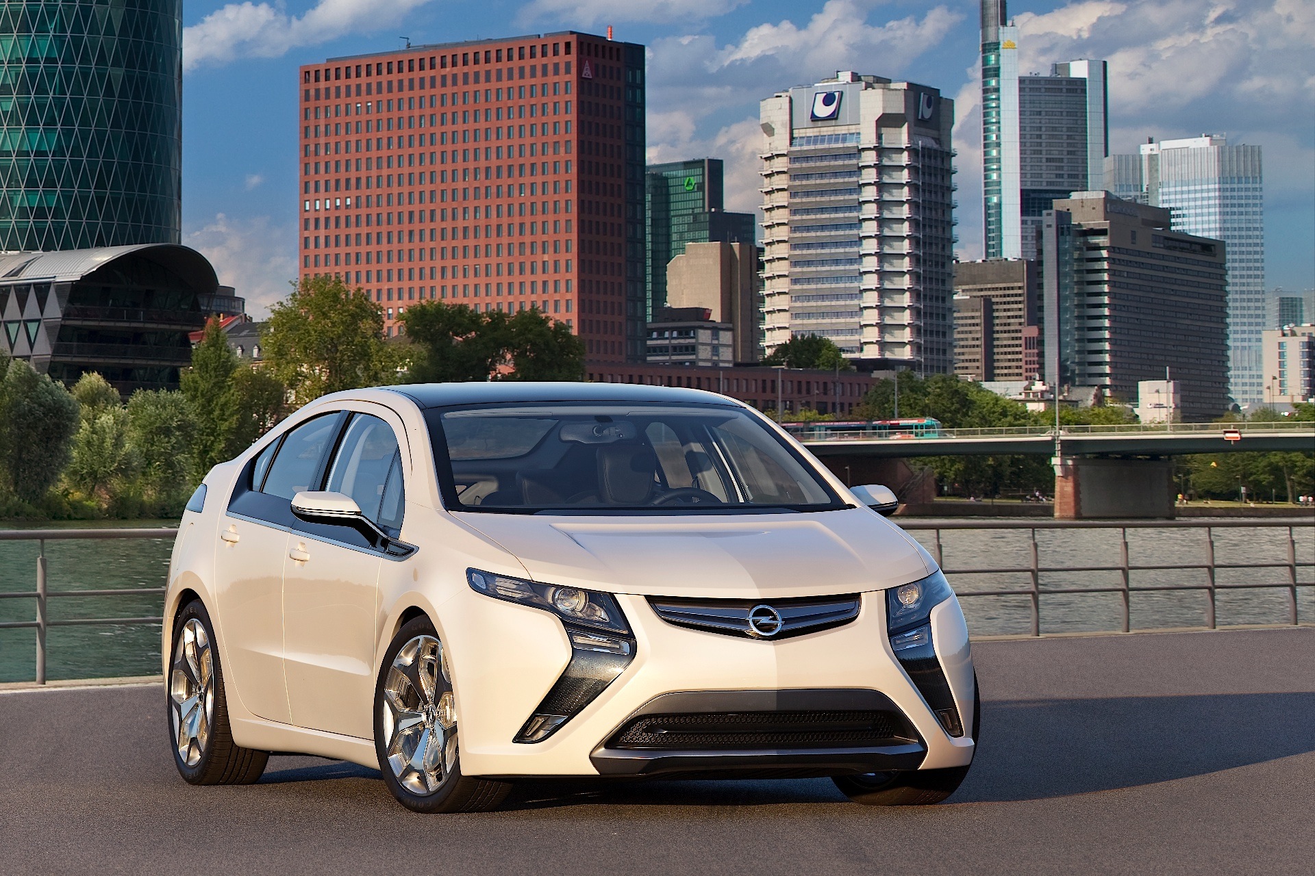 Foto van OPEL AMPERA