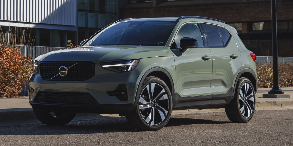 Volvo XC40  2023 - voorkant