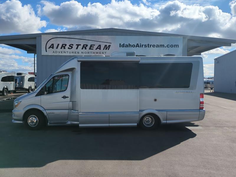 Mercedes-Benz Sprinter Altas  2018 - voorkant