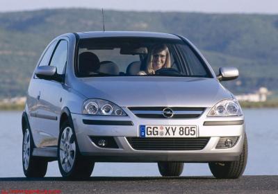 Opel Corsa-c  2003 - voorkant