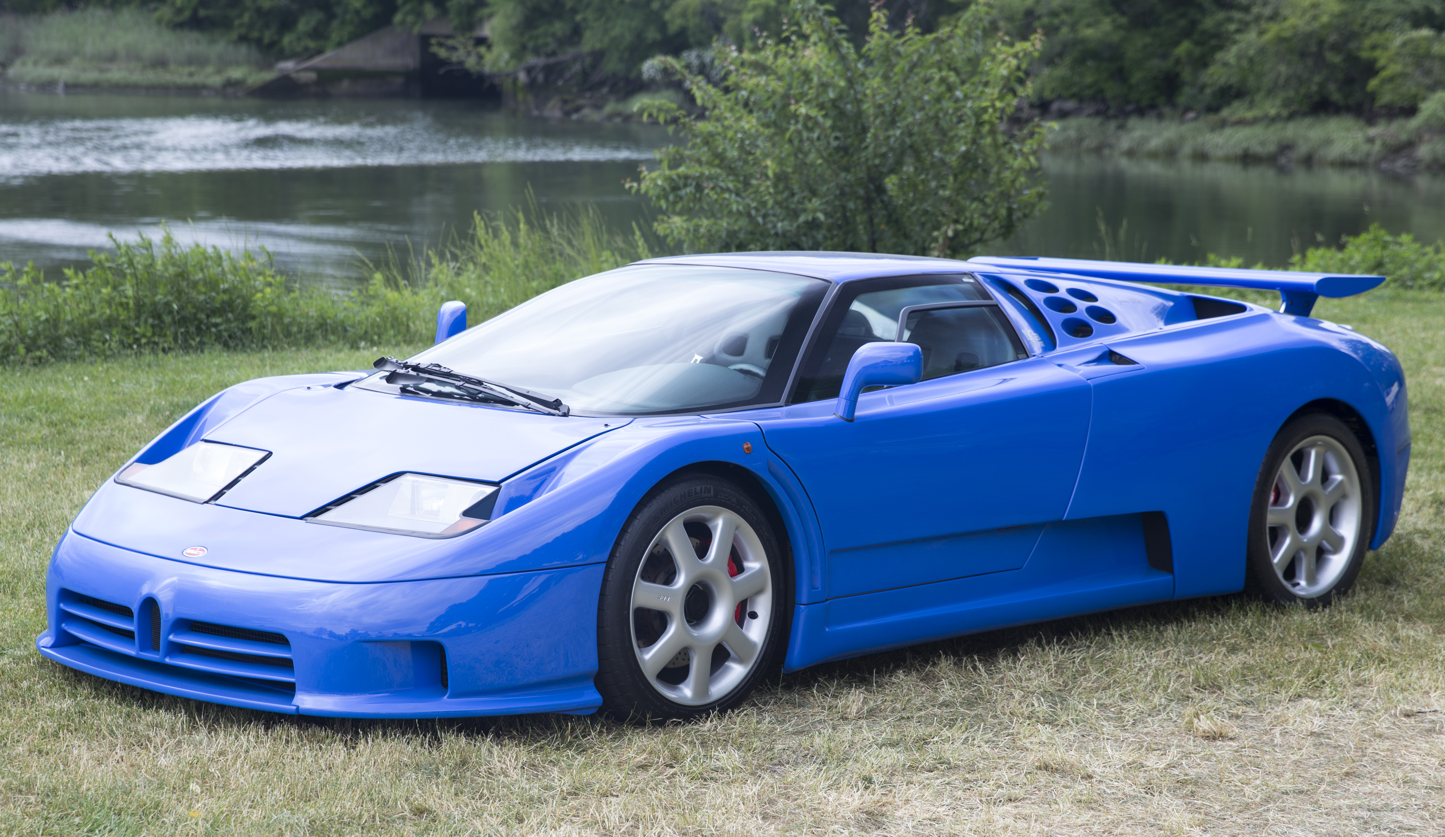 Foto van BUGATTI EB 110