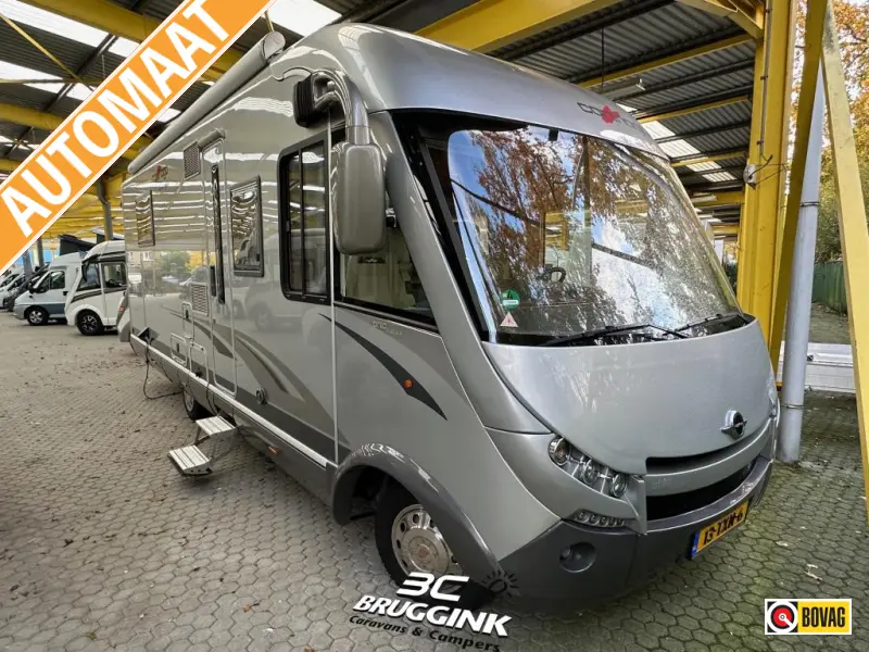 Foto van HYMER EX 674