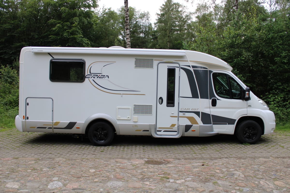 Foto van HYMER T 674