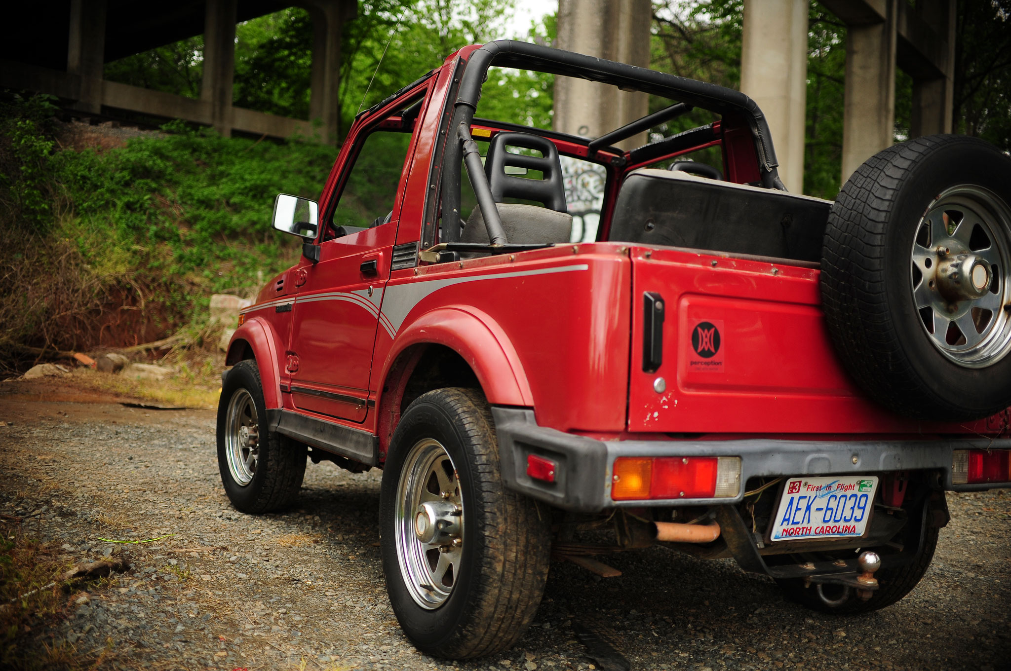 Foto van SUZUKI SAMURAI