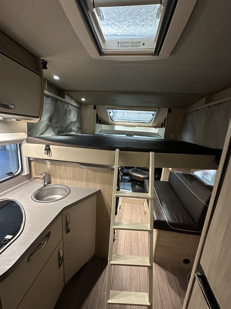 Foto van WEINSBERG R58