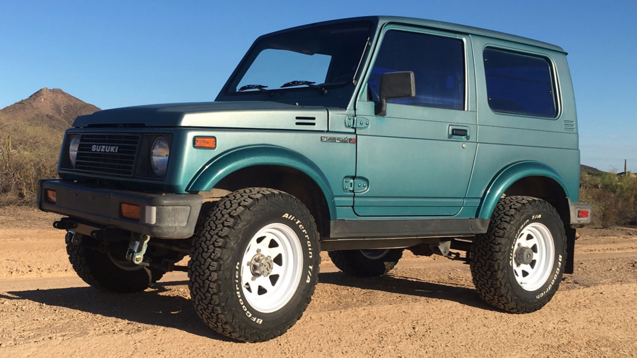 Foto van SUZUKI SAMURAI