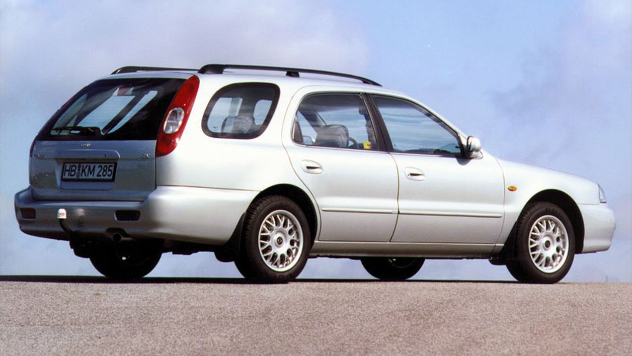 Foto van KIA CLARUS