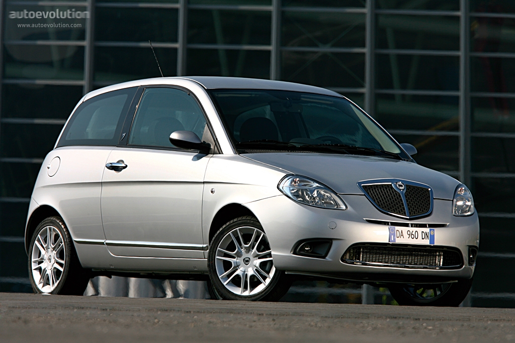 Foto van LANCIA LANCIA YPSILON