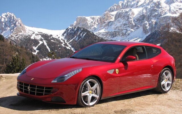 Foto van FERRARI FF