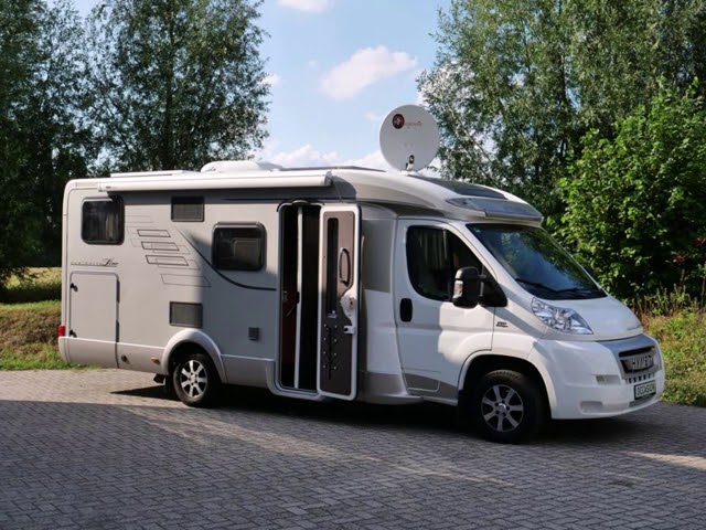 Foto van HYMER T 654 CL 2X2