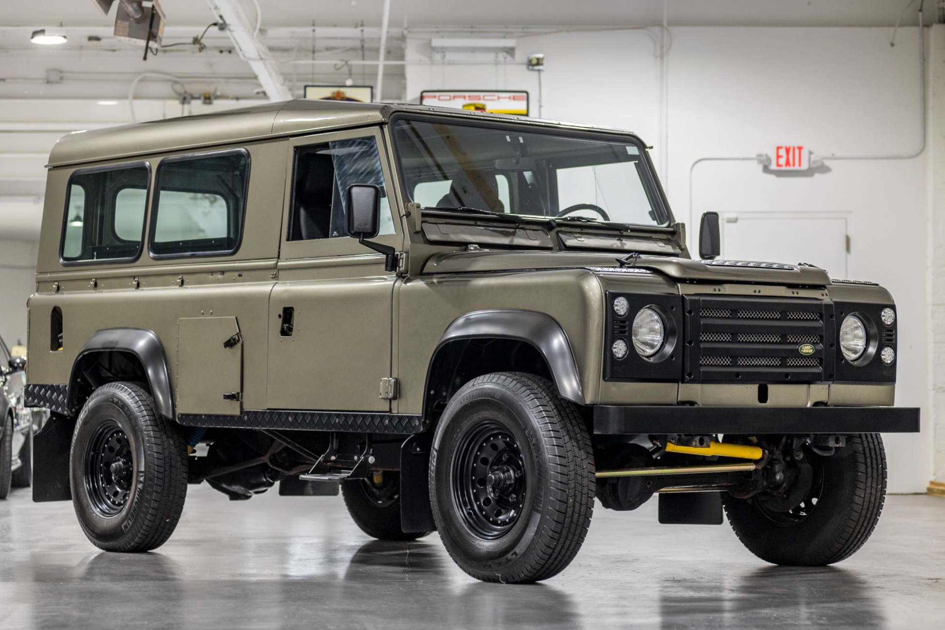 Foto van LAND ROVER DEFENDER 110