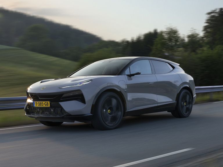 Foto van LOTUS ELETRE