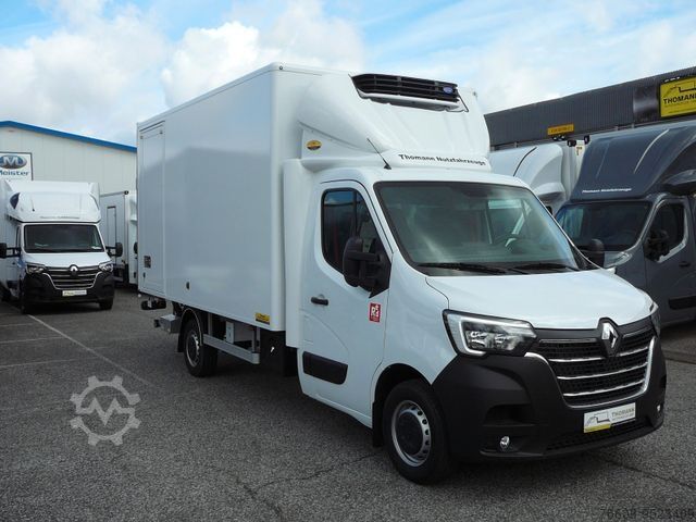 Renault Master 6x2  2021 - voorkant