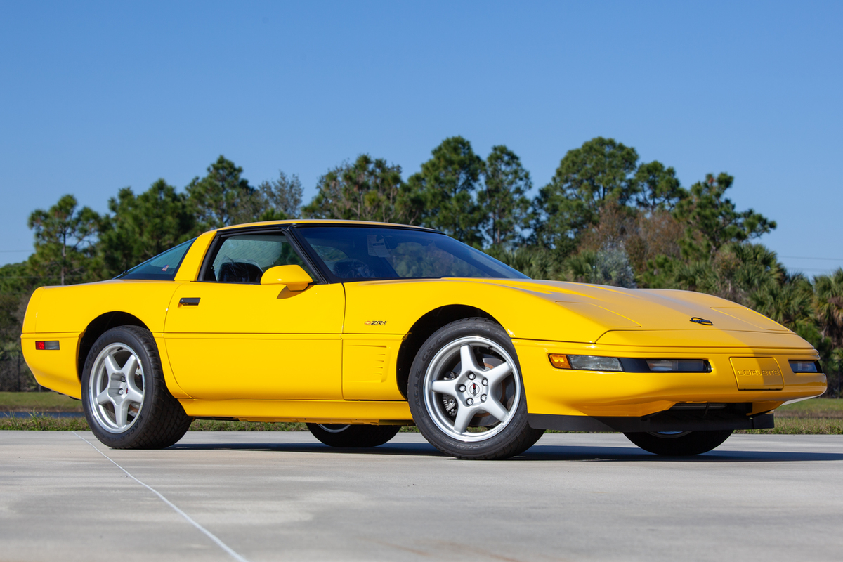 Foto van CHEVROLET CORVETTE CONVERTIBLE