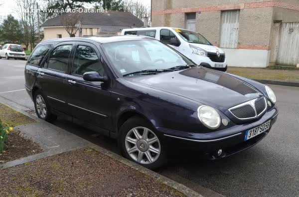Foto van LANCIA LANCIA LYBRA SW