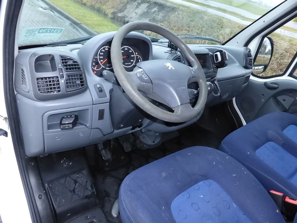 Peugeot Boxer 290c 2.8hdi  2005 - voorkant