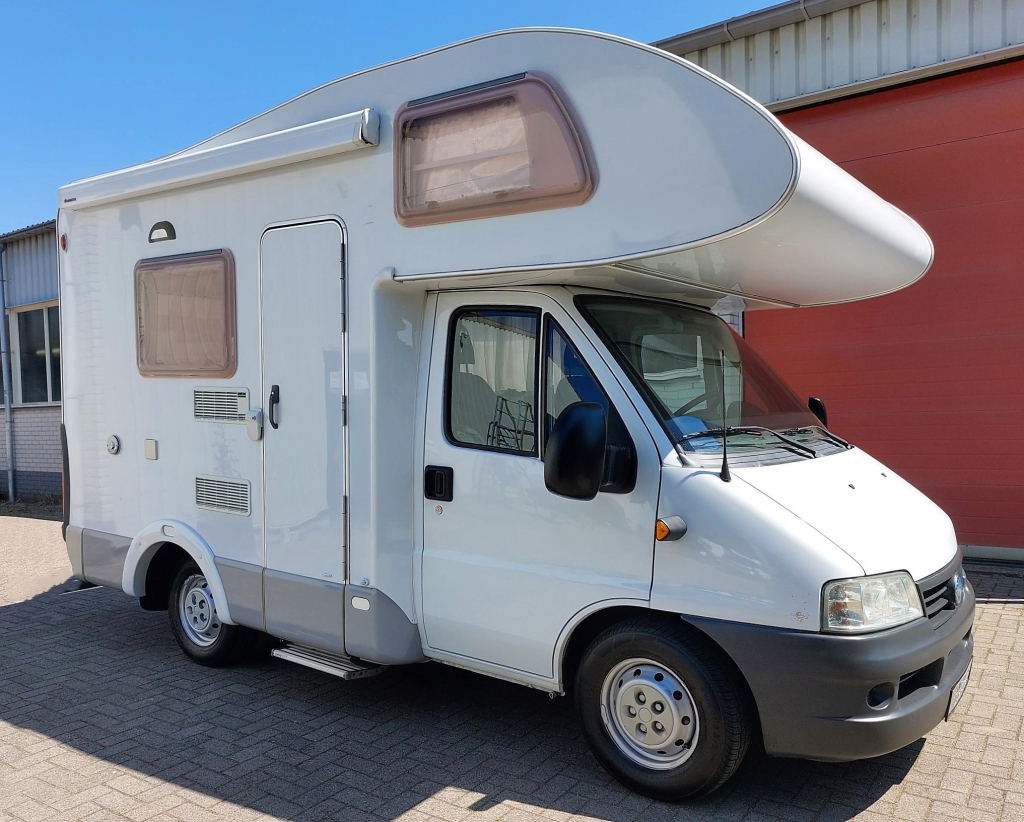 Foto van KNAUS R08