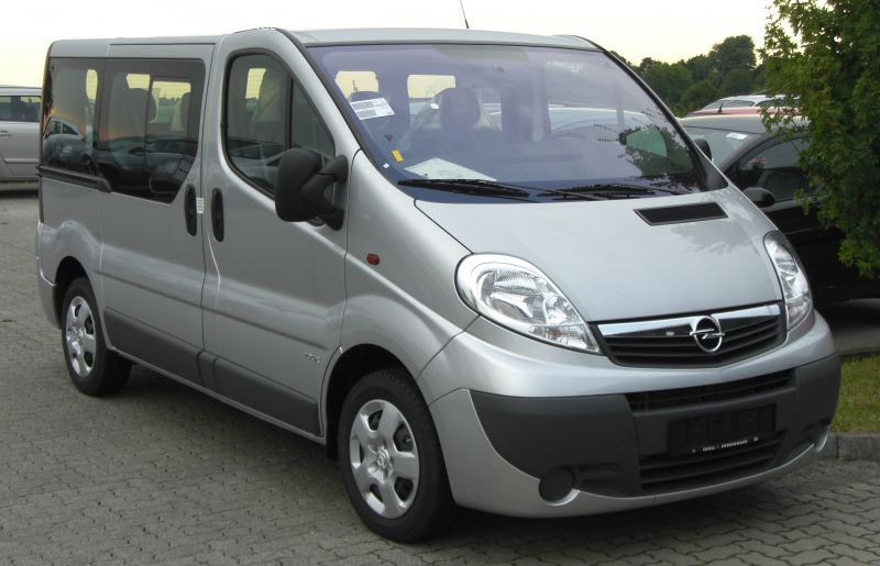 Opel Vivaro  2012 - voorkant
