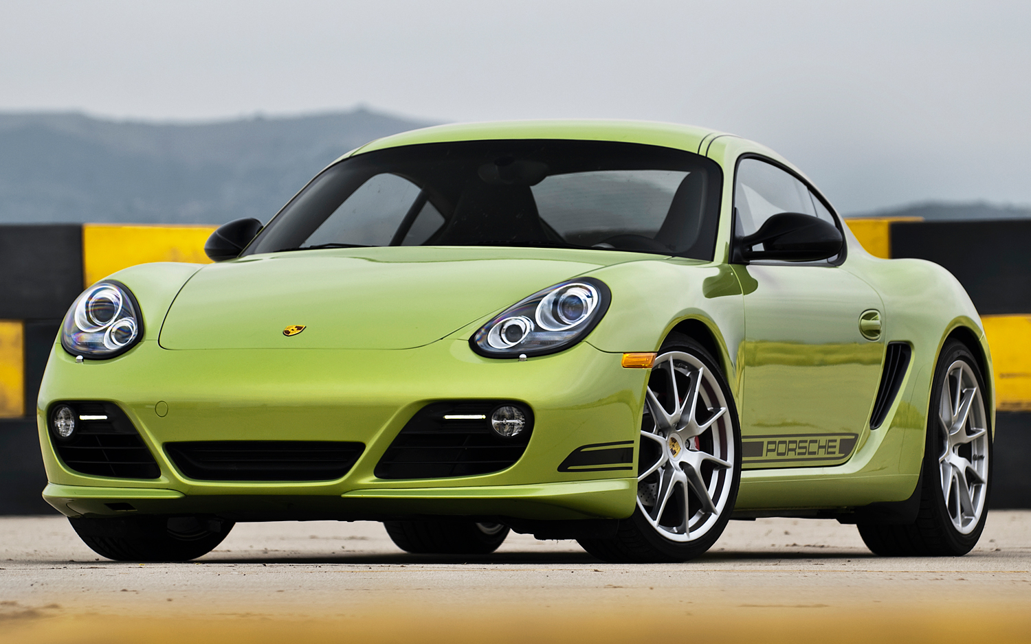 Foto van PORSCHE CAYMAN R