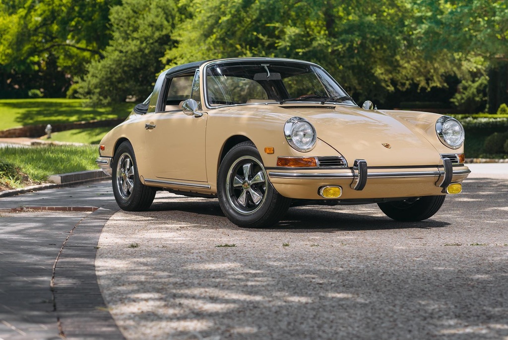 Foto van PORSCHE 911 TARGA