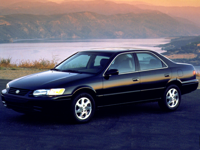 Foto van TOYOTA TOYOTA CAMRY