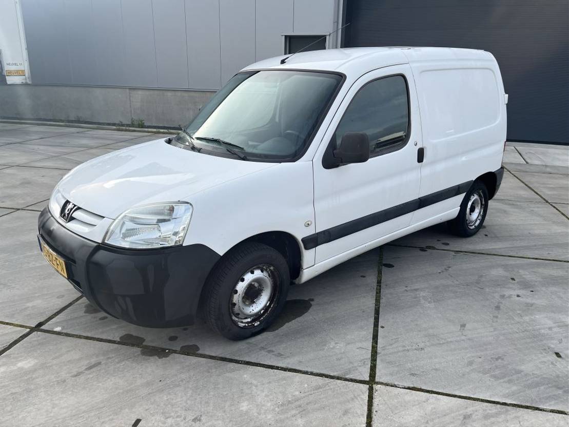 Peugeot Partner 170c 1.6hdi - 55kw  2008 - voorkant
