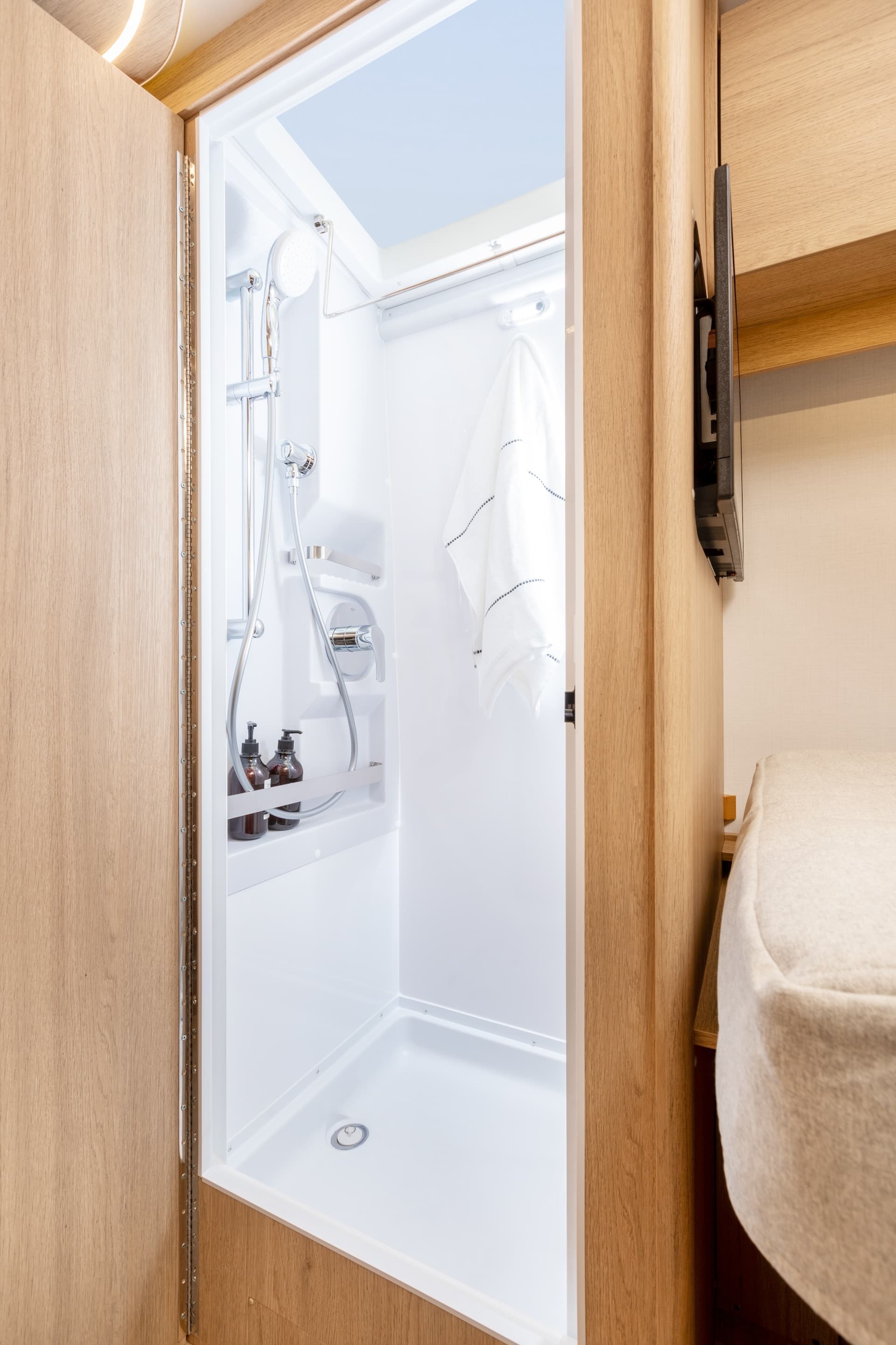 Foto van HYMER EXT 588