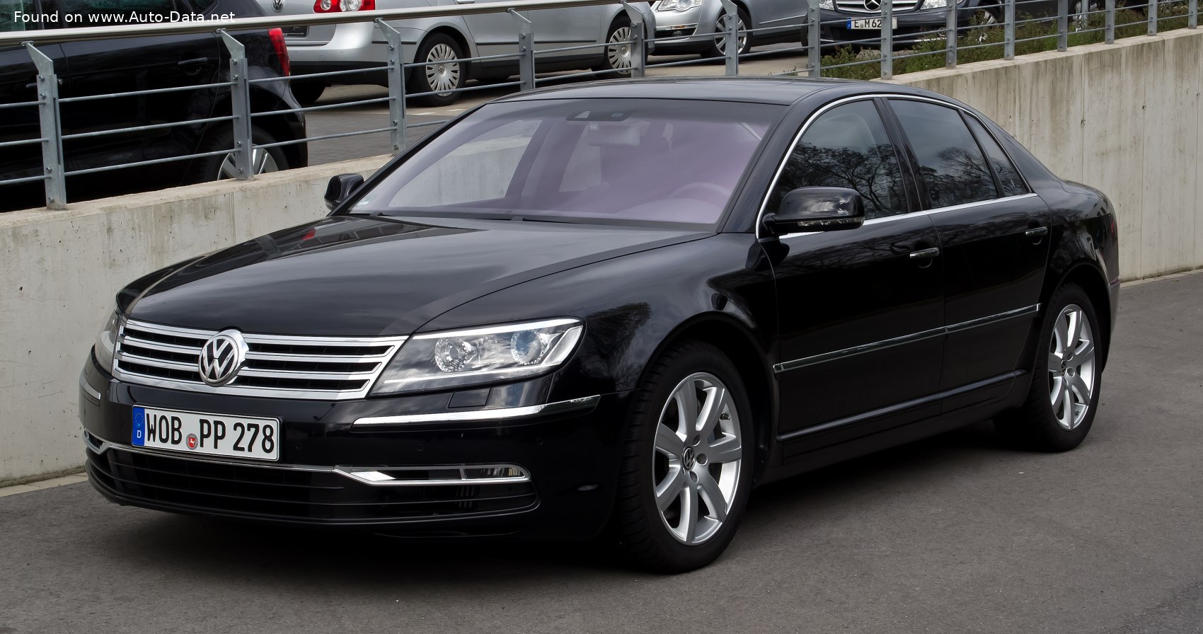 Foto van VOLKSWAGEN PHAETON