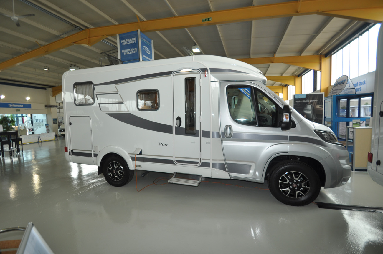 Foto van HYMER VAN 374