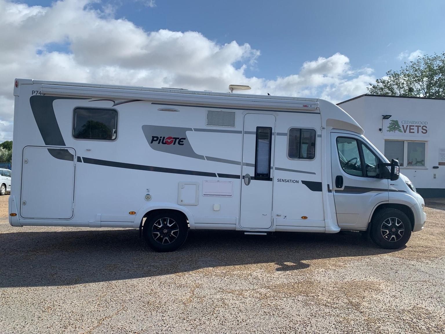 Foto van PILOTE P746FC