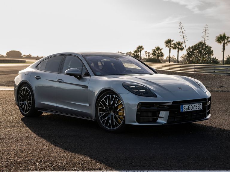 Foto van PORSCHE PANAMERA TURBO S E-HYBRID