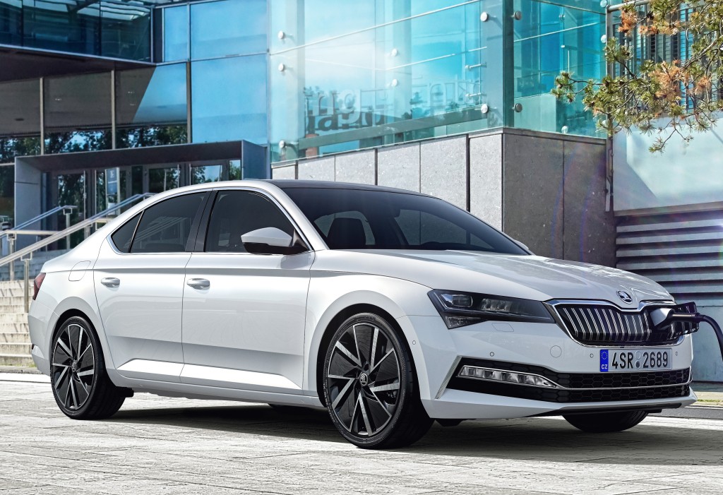 Skoda Superb  2019 - voorkant