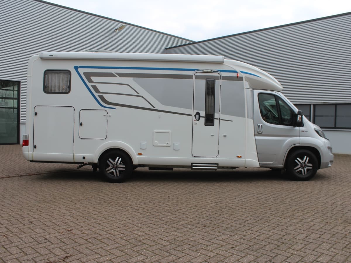 Foto van HYMER T 588 SL