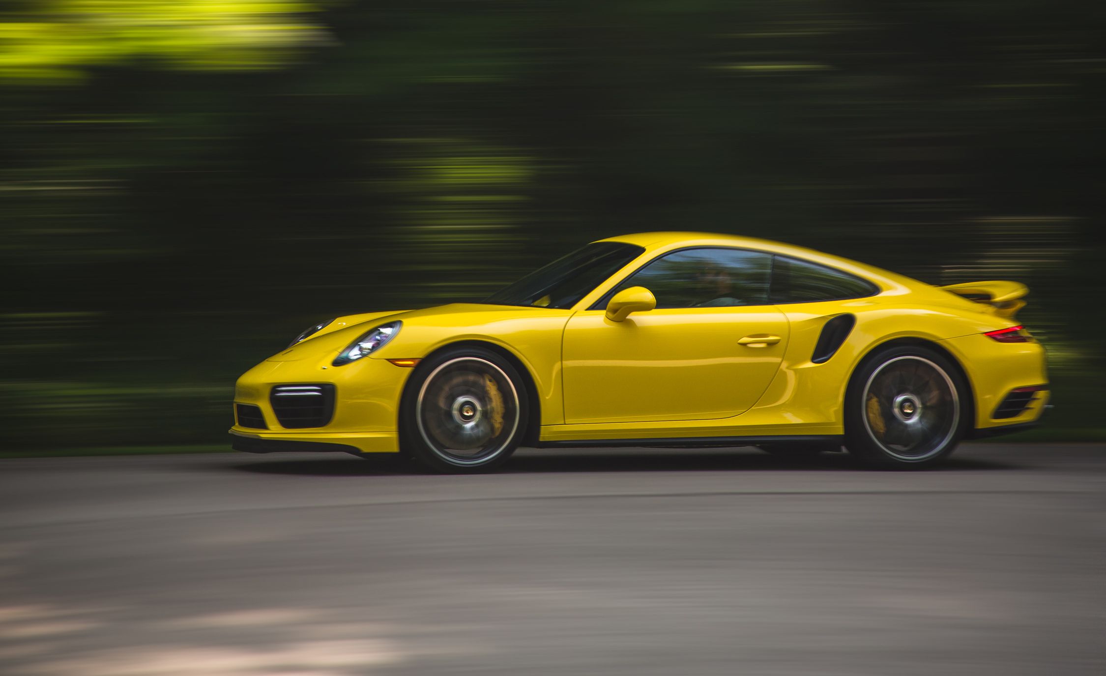 Foto van PORSCHE 911 CARRERA 4S