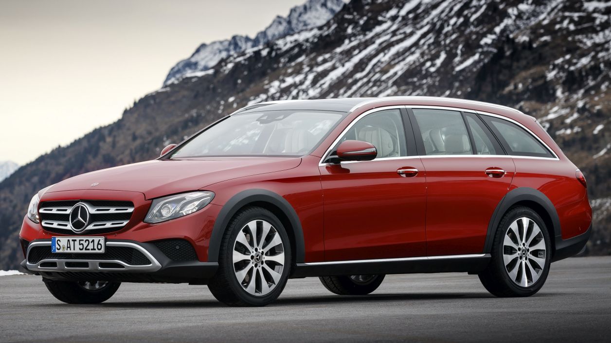 Foto van MERCEDES-BENZ E 220 D 4MATIC ALL TERRAIN
