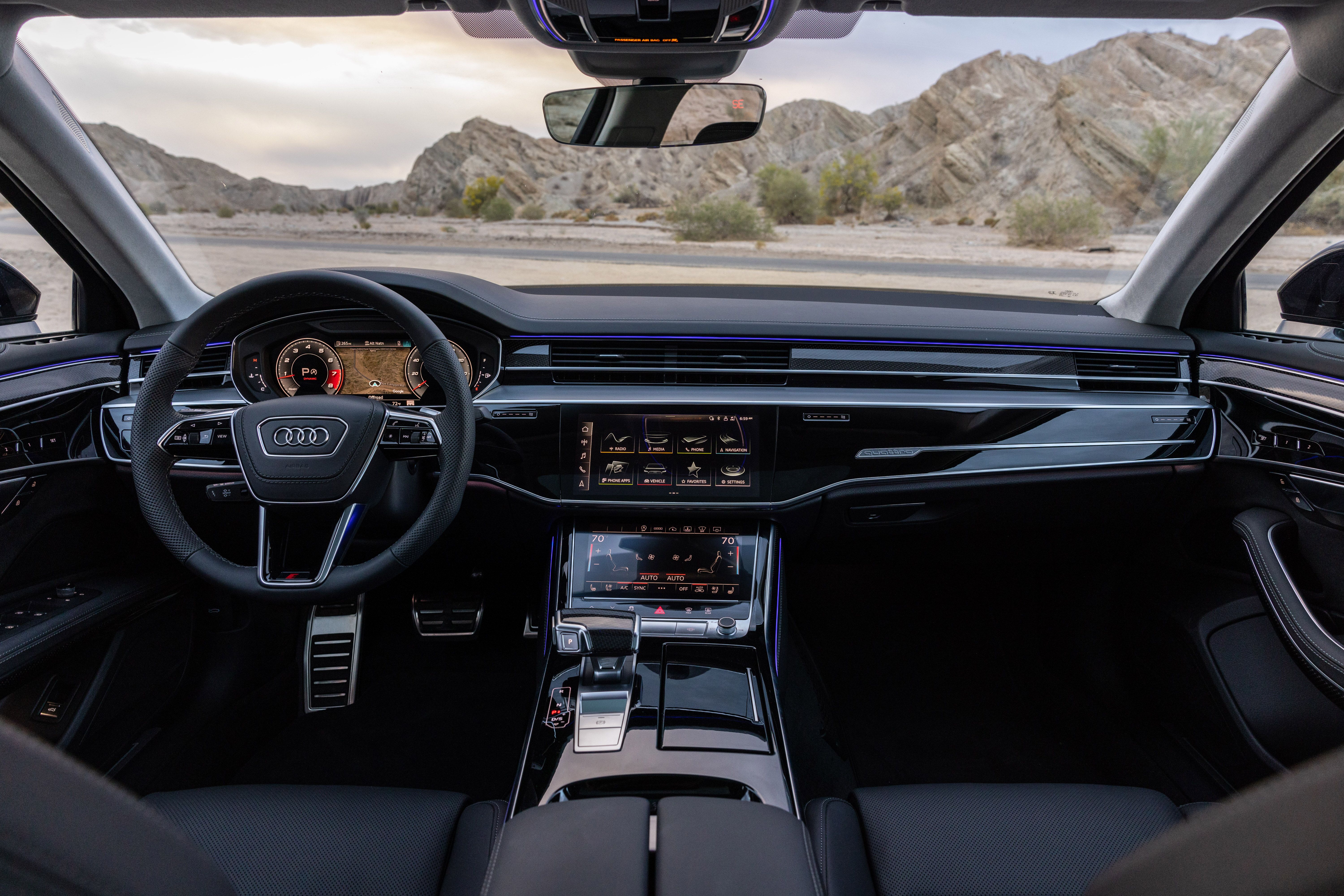 Foto van AUDI S8